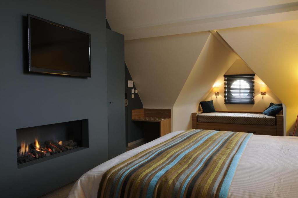 Hotel Den Hof Zelzate Room photo