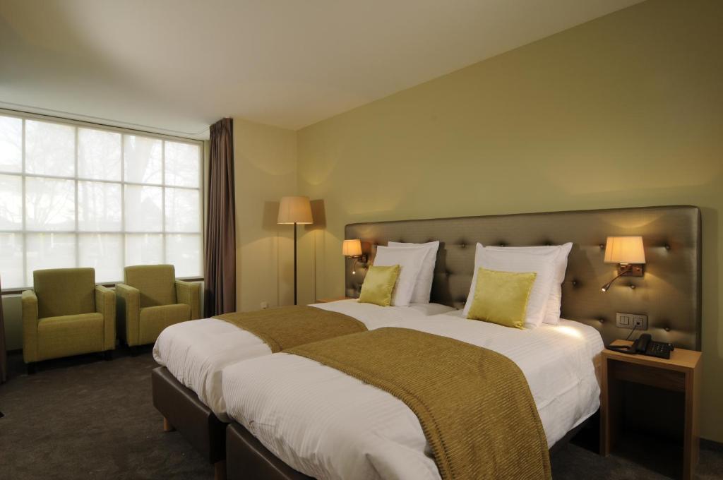 Hotel Den Hof Zelzate Room photo