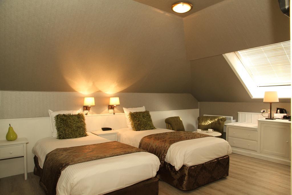 Hotel Den Hof Zelzate Room photo